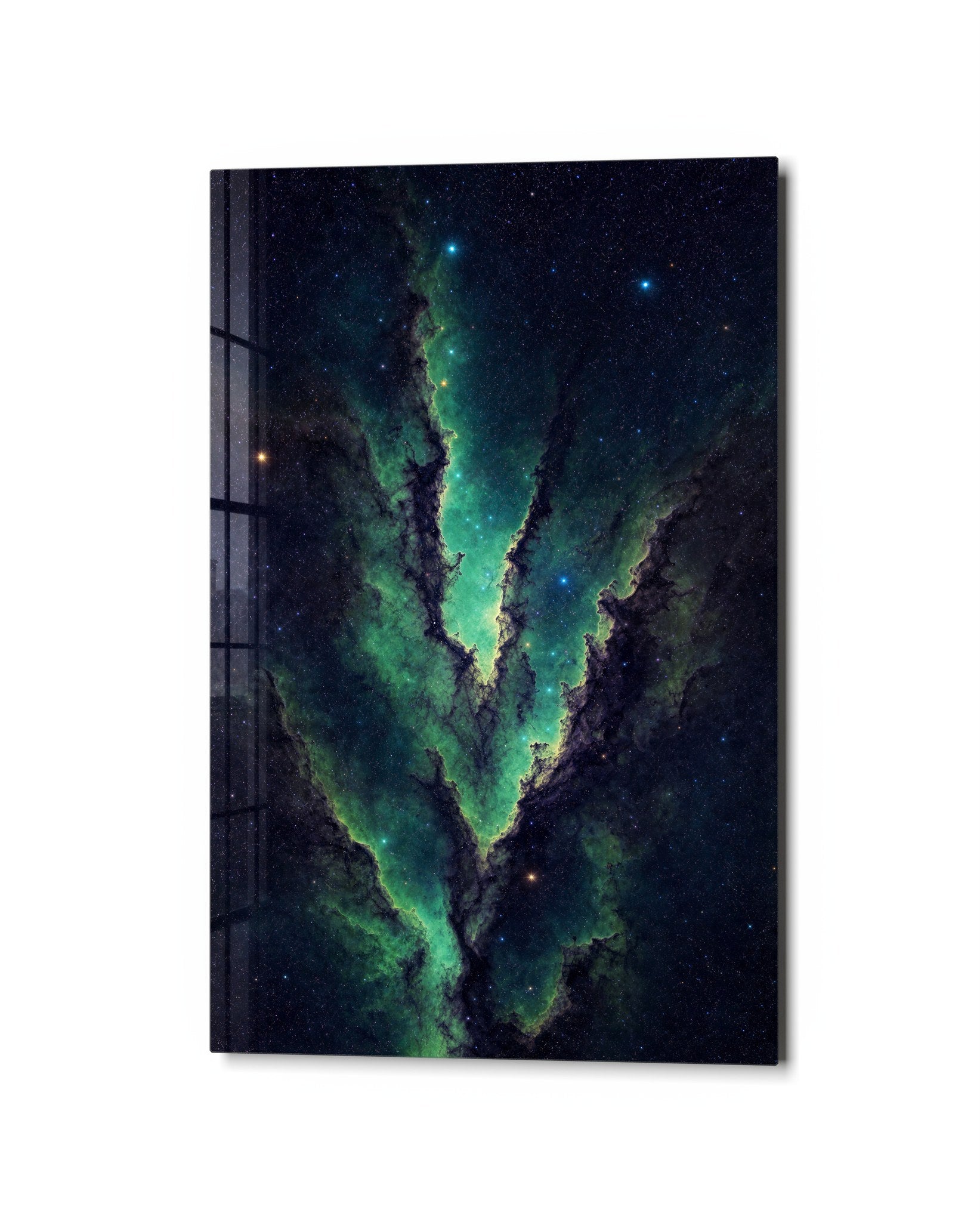 Emerald Seam glass wall art by Artdesigna, studio view