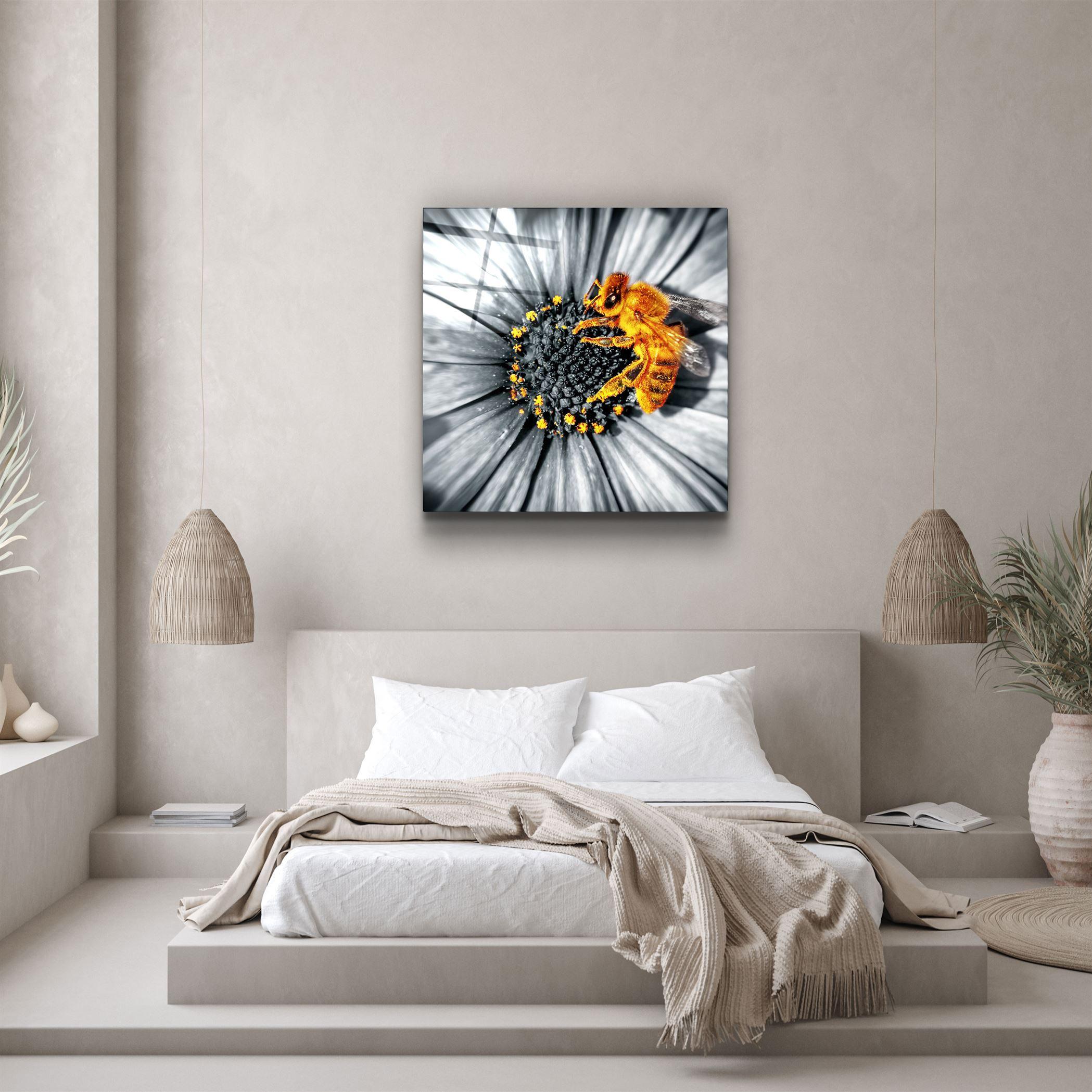 ・"Bee"・Glass Wall Art - ArtDesigna Glass Printing Wall Art